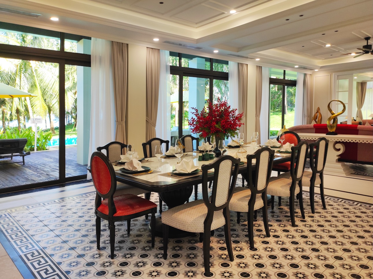 6-Bedroom Beachfront President Villa