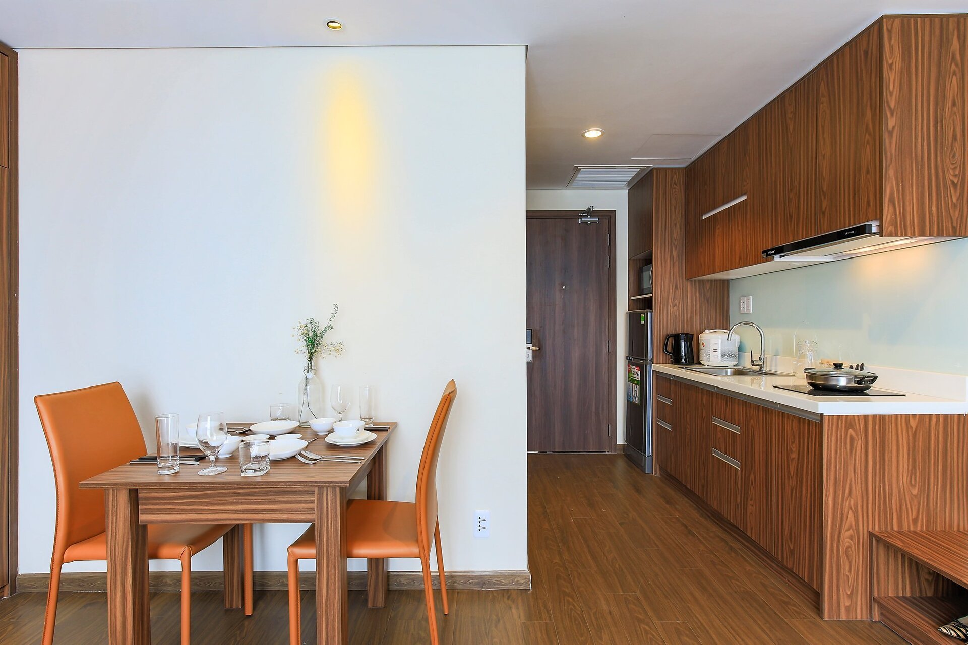 Studio - Dining Table