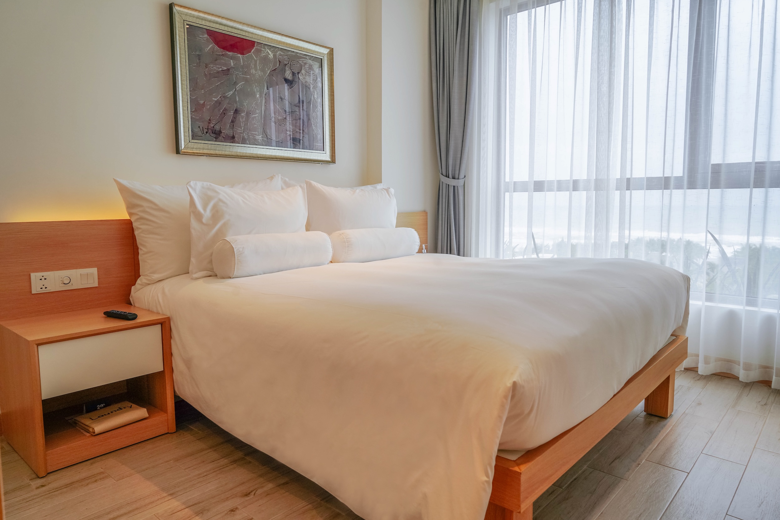 Bliss Sunlit Suite One Bedroom