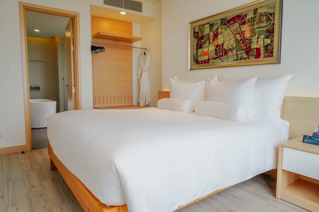 Bliss Sunlit Suite Three Bedroom